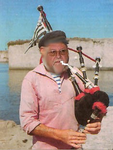 Papy à la tête de la fanfare